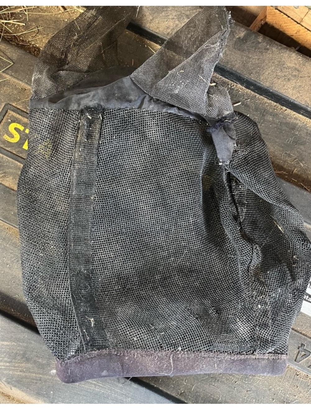 Fly mask - Picture 2 of 2